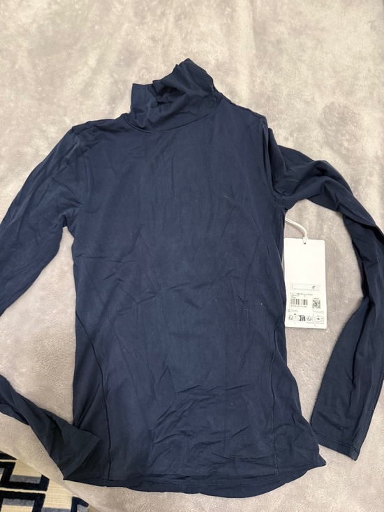 lululemon athletica Tops - Lululemon turtleneck